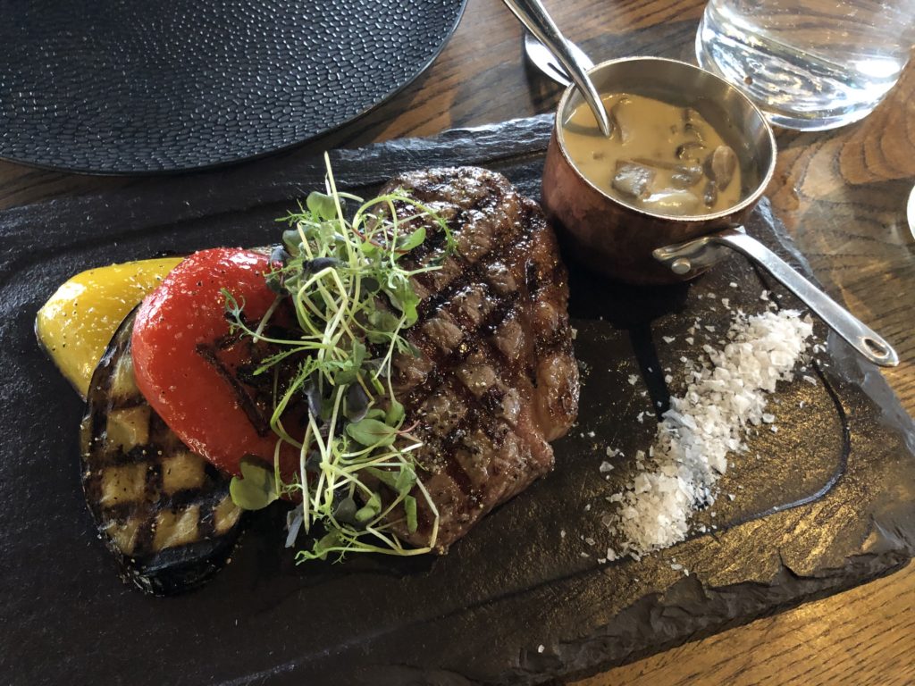 MEAT Resto & Butchery. Liharestoran